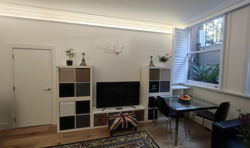 Cosy London Apartment With 2 Bedrooms