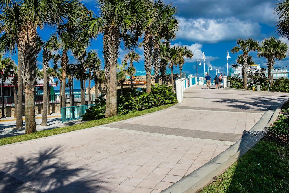 Daytona Beach III