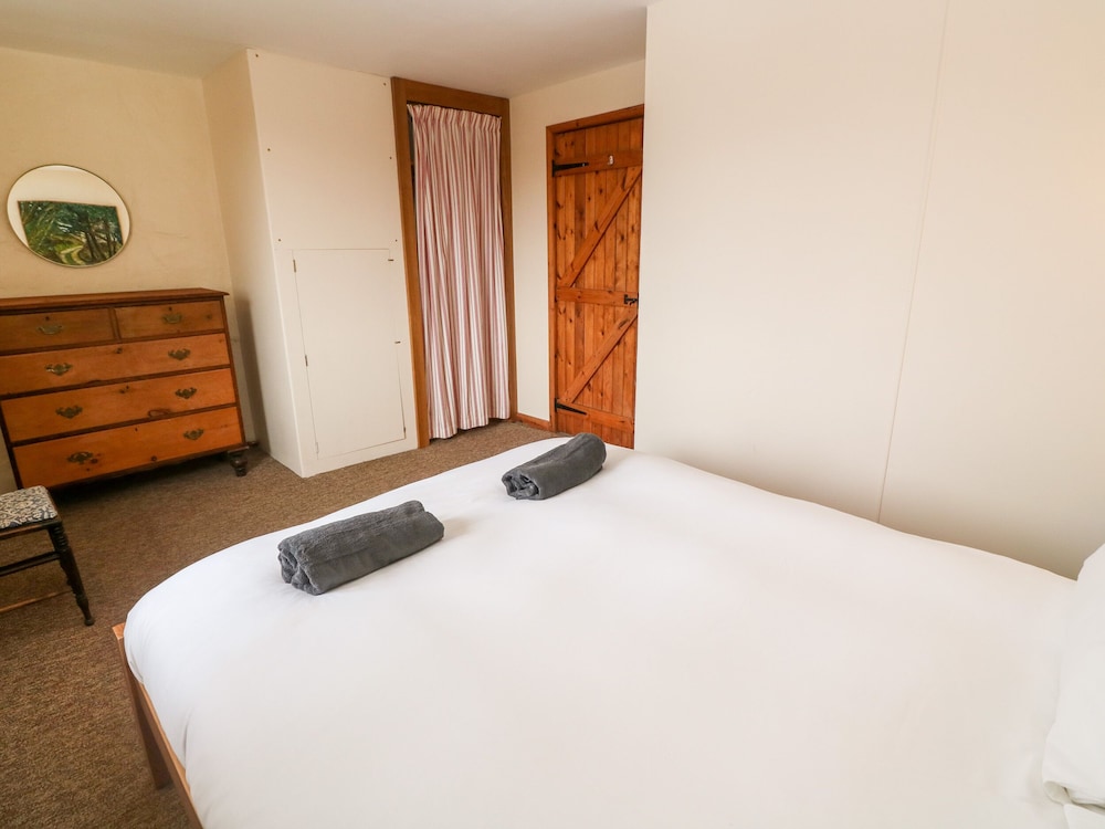 Porth Farm Annexe