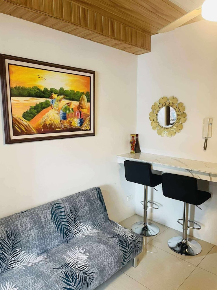 Metros Hideaway Shore Tower B