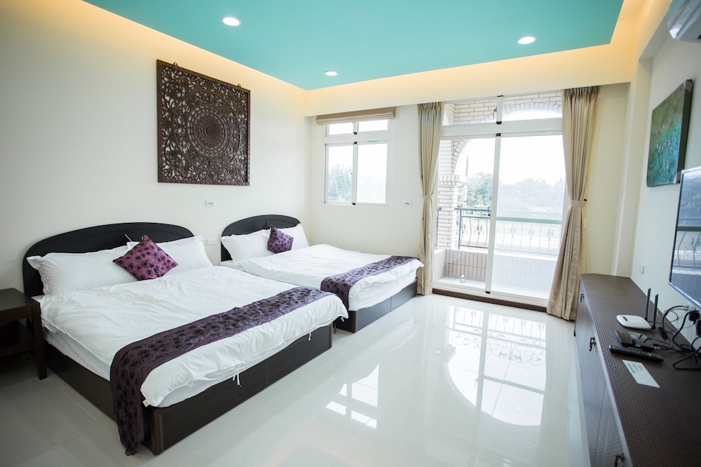 Village150 B&B