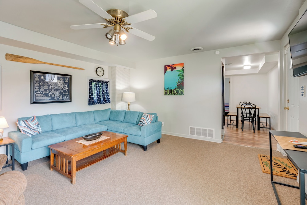 2 Blocks to Beaches: Peaceful Retreat in Lexington