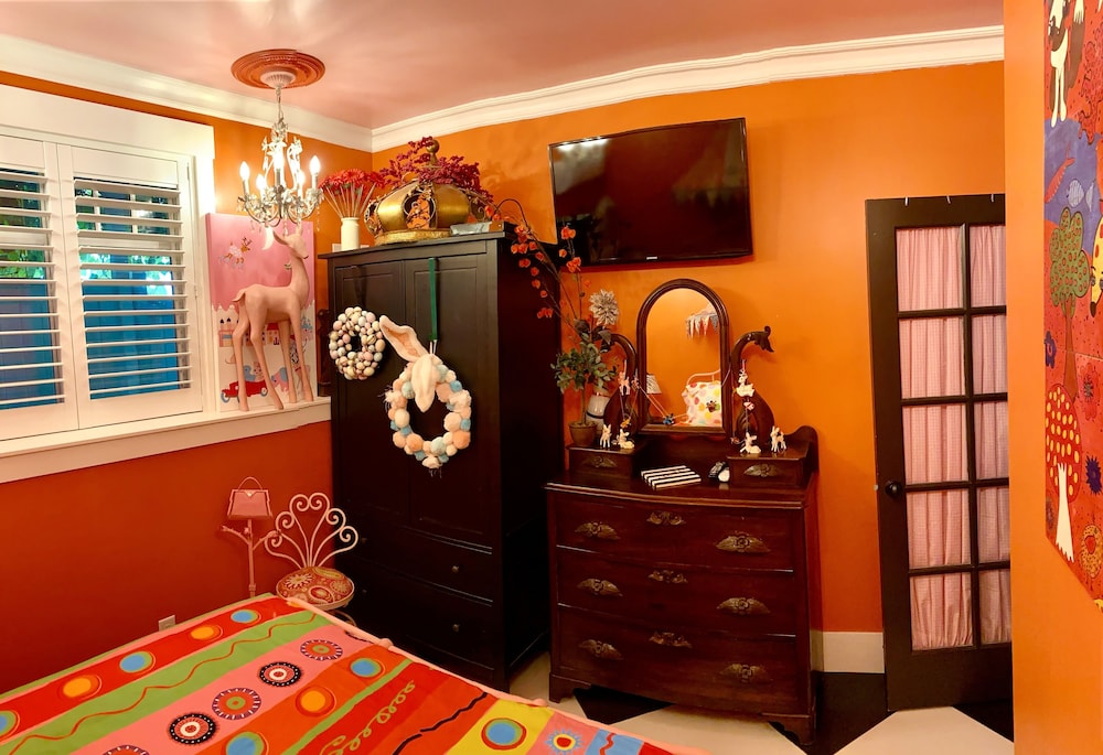 Deerfield House