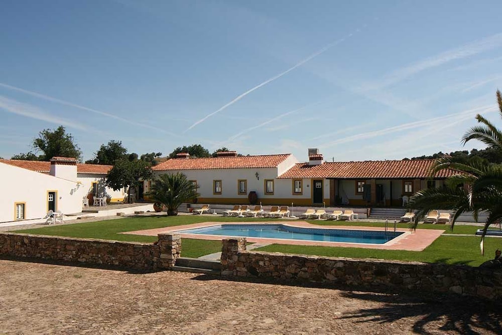 Hotel Quinta do Cabeçote-Turismo Rural - Image 1