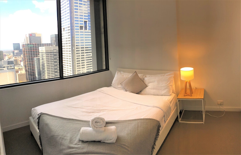 ReadySet Apartments at Upper West Side