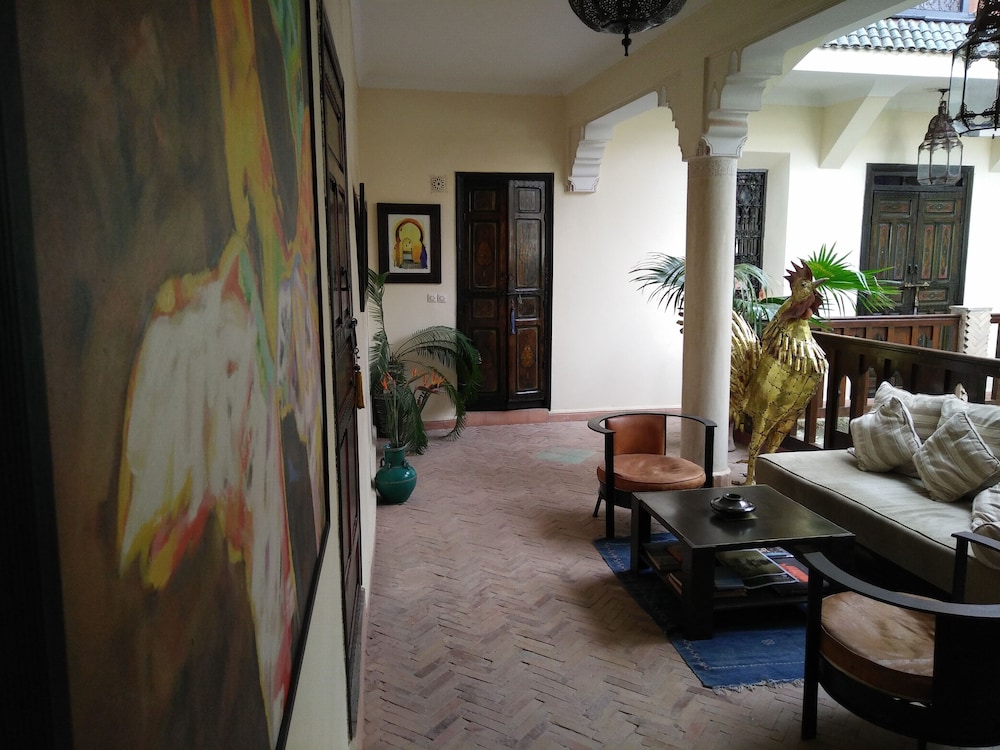 lounge