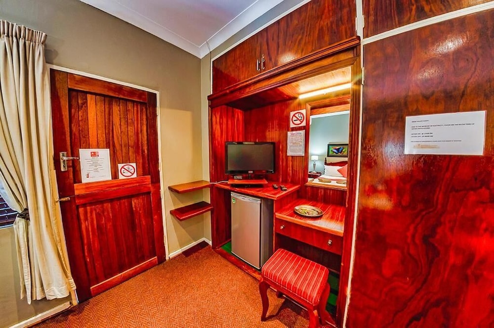 Amper Bo Guesthouse