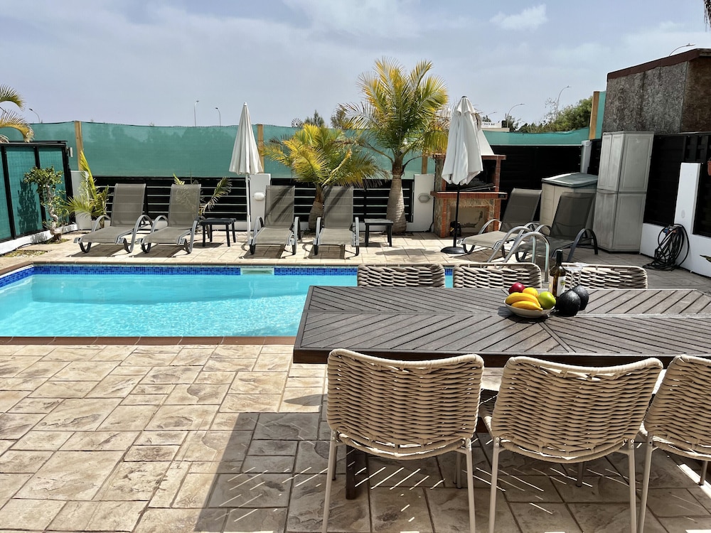 65 PRO - Stay Aphrodites Dream Villa