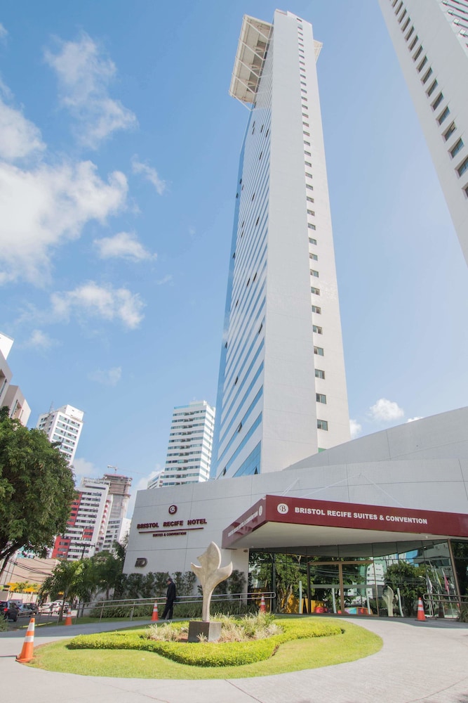 Hotel NOB2105 Cozy Flat Boa Viagem 2 bedrooms - Image 1