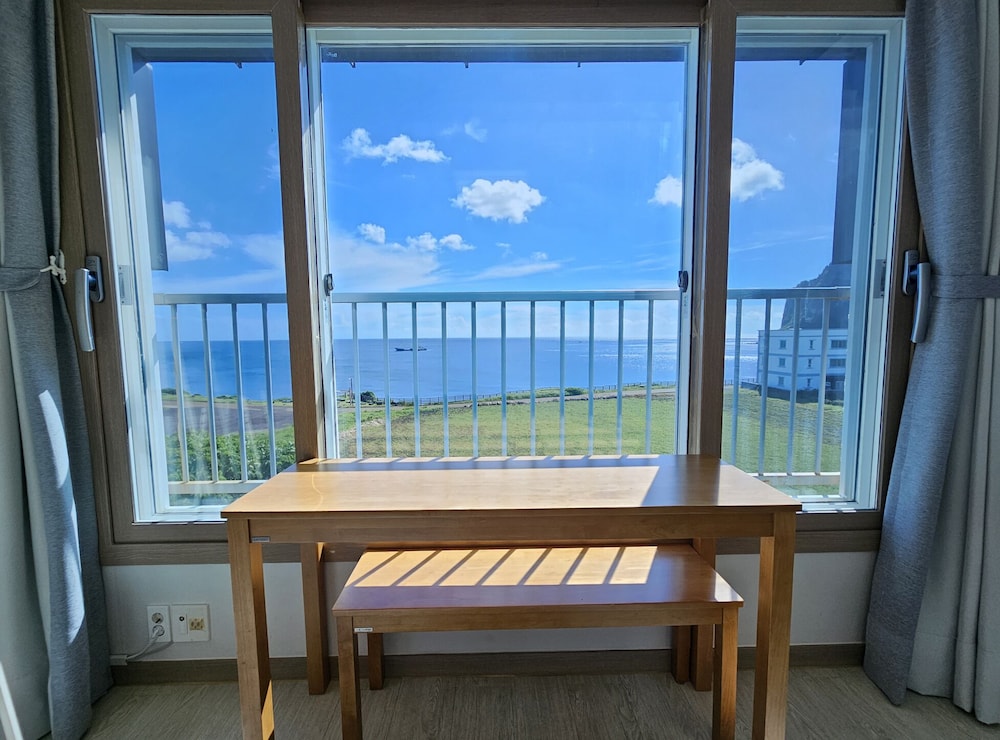 Seongsan Morning Sunset Pension
