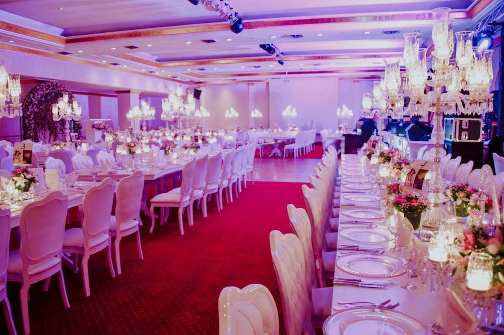 Ege Palas İş Oteli - Image 41