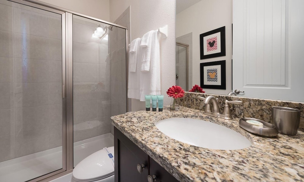 510 BS - 5BD Elegant Escape: Private Haven