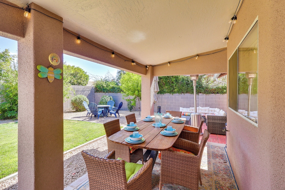 Kingman Family Home: Yard, Grill & Room to Relax!