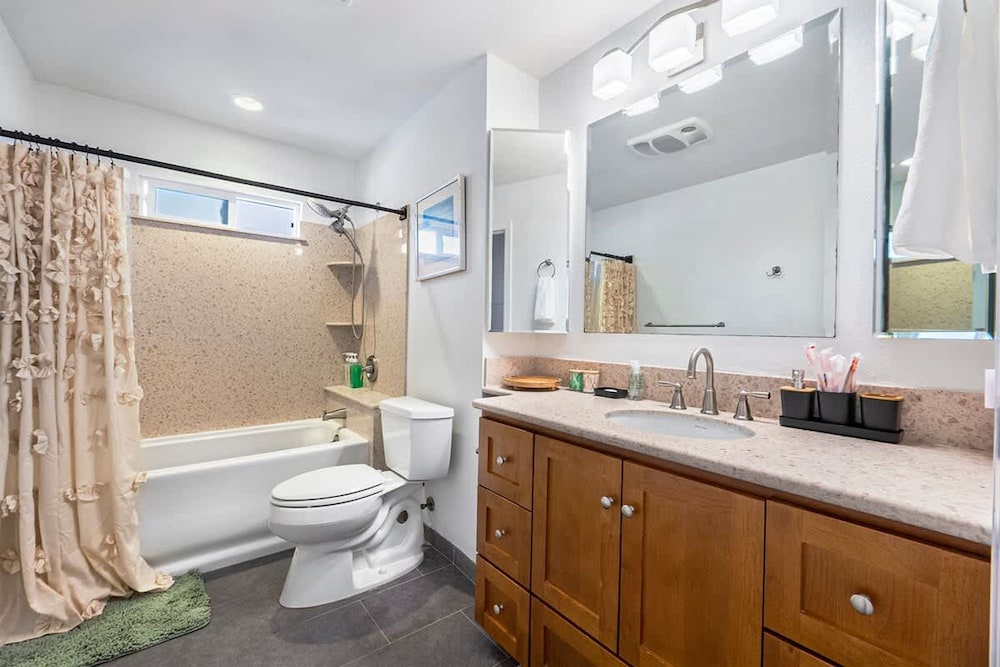Santa Clara 5Br Home I Spacious Backyard I Westfield