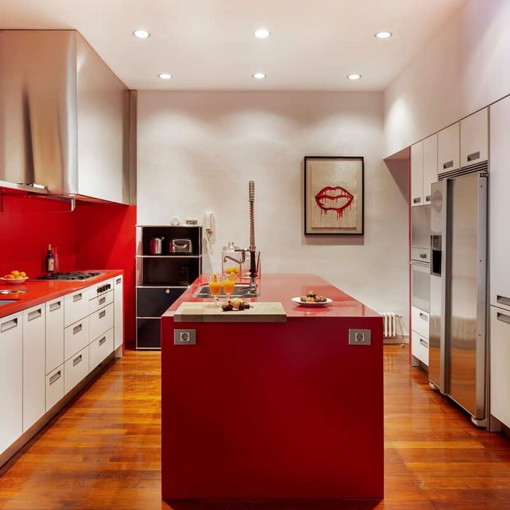 Artist Modernist 3-br Gem Next to Paseo de Gracia