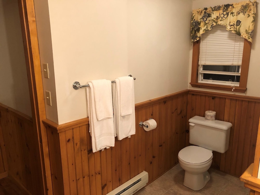 Shining Waters Cottages