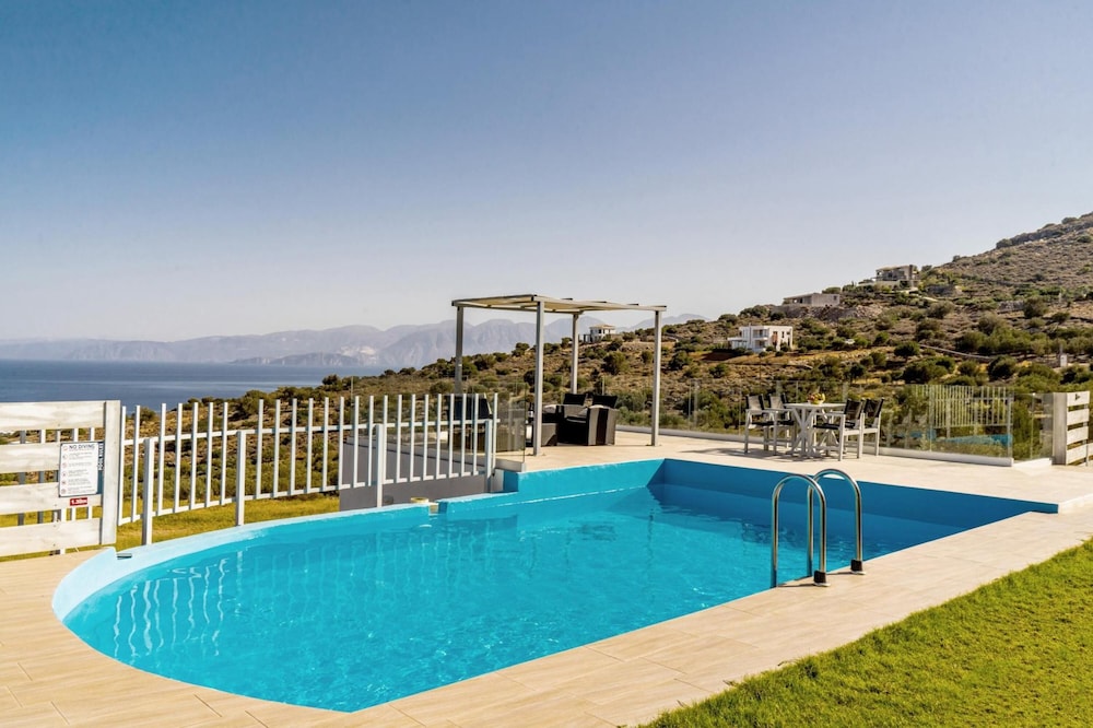 Joy of the Sea Villa view 4
