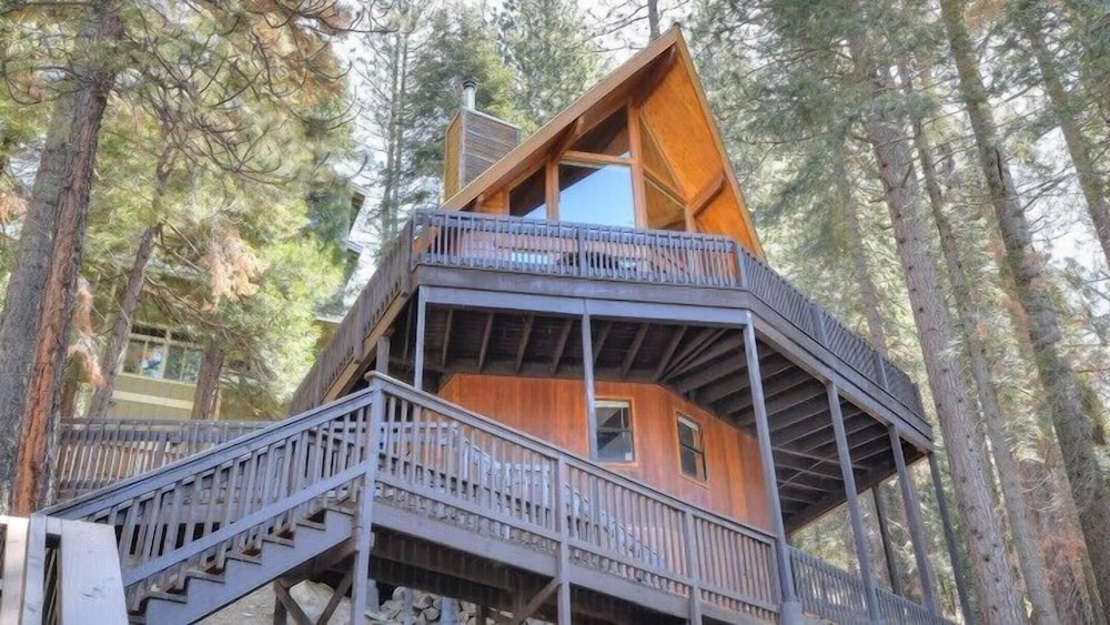 Scenic Wonders Treetops Cabin 2 Bedrooms