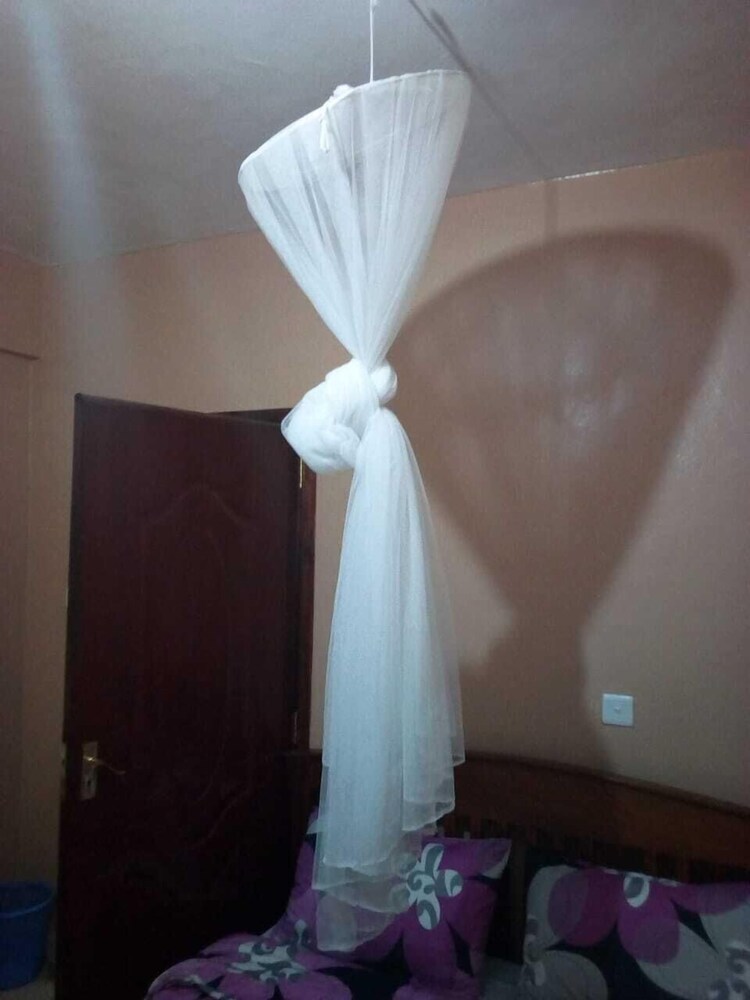Batian Guest Hotel