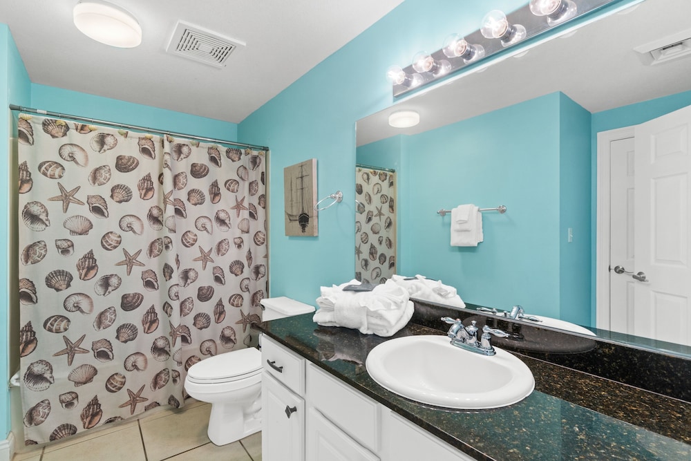 Calypso Beach Resort by Panhandle Getaways
