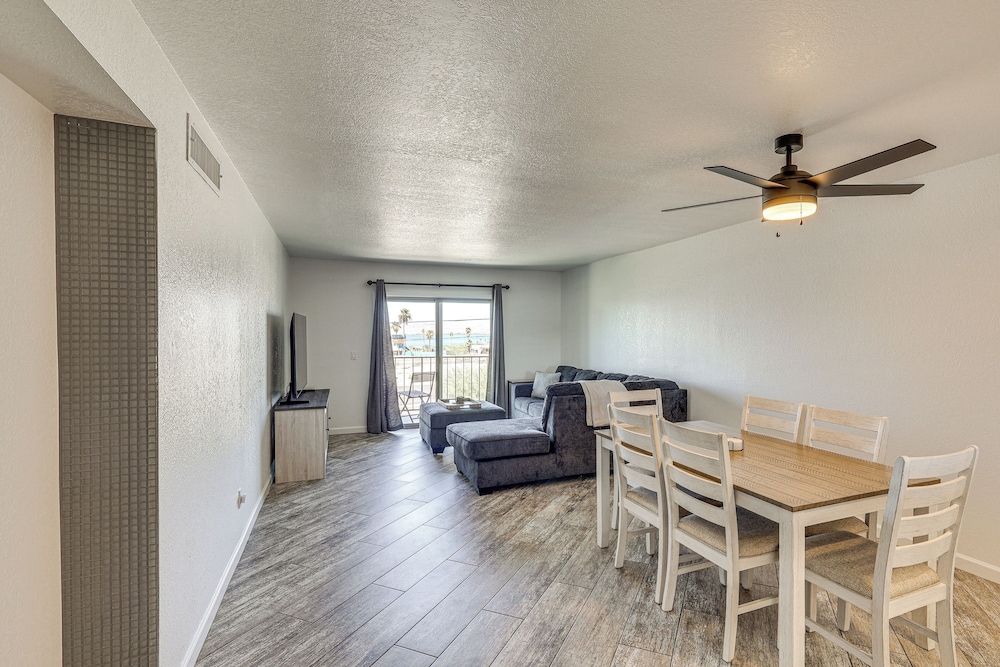 1 Mi to Lake Havasu: Outdoor Rec Hub w/ Views!