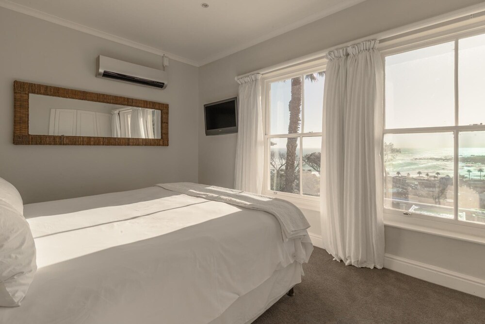 Incredible 6bed w Pool in Camps Bay Villa Galazzio