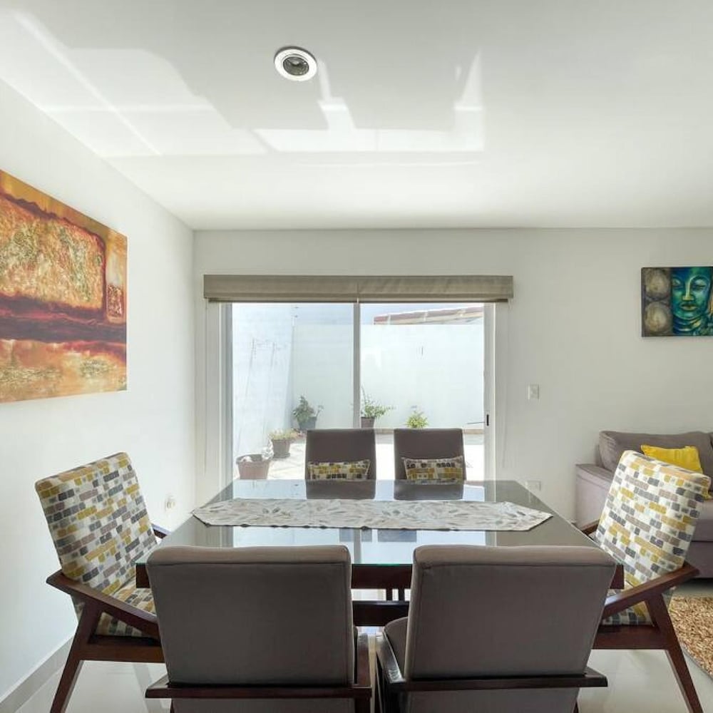 Prime Location House at Cerritos Great Price