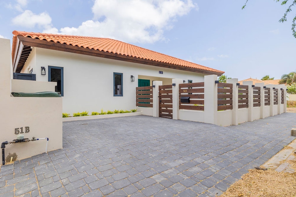 Villa Prikichi Near Beach w Private Pool