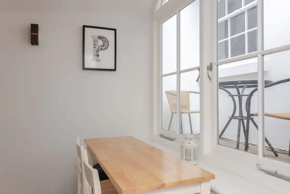 Spacious and Modern Apartment in Pimlico