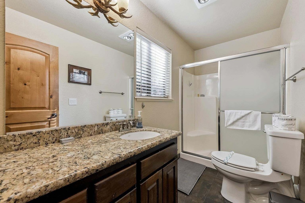 1192 Timber Lane 4 Bedroom Home