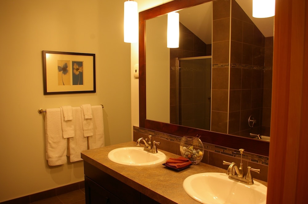 Fairmont Creek Property Rentals The Residences