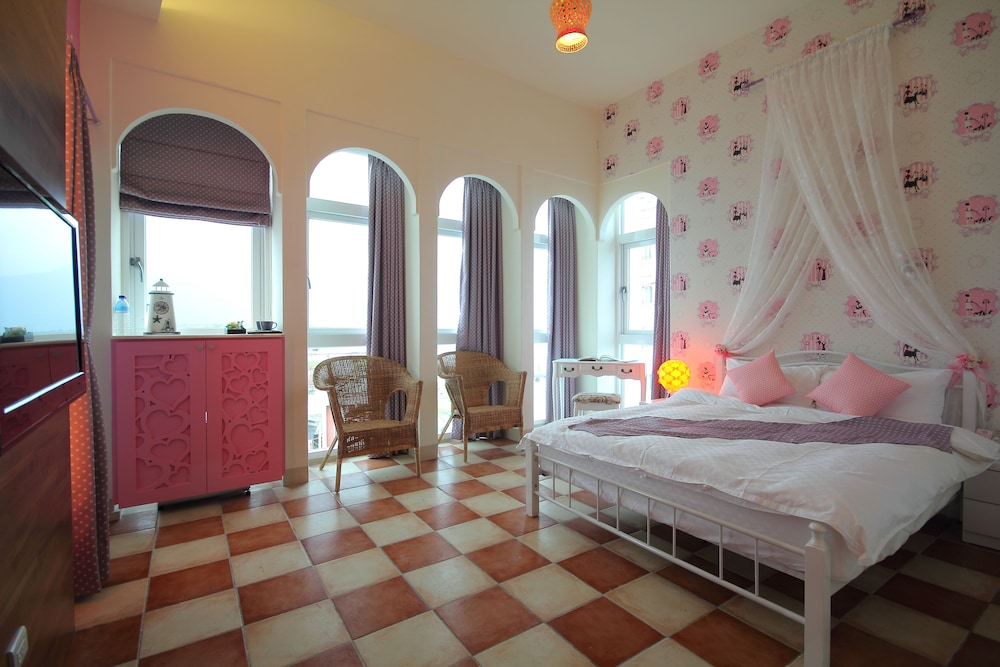 Lighthouse B&B
