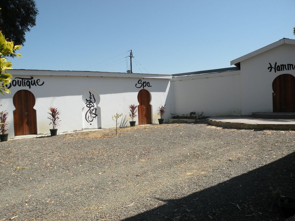 Photo 28