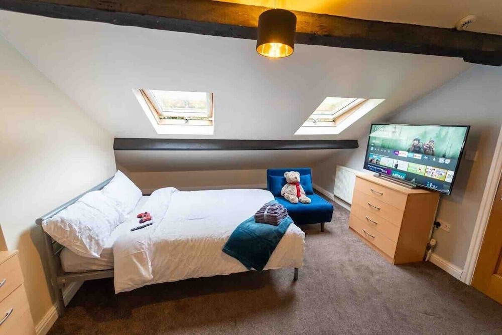 121 Pershore Road B5 Private Rooms in Large Guest House view 4