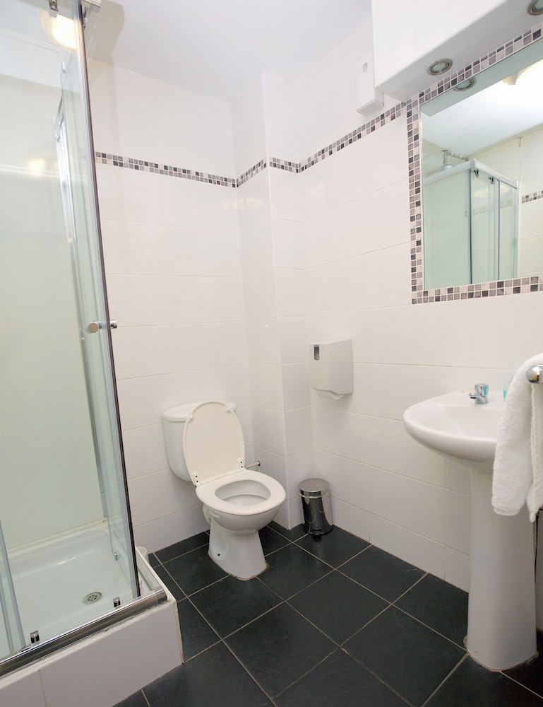 International Inn - Hostel