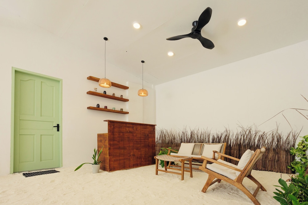 Azul Retreat