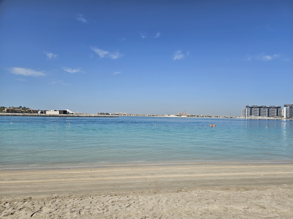 Vacay Lettings - Beach Vista  Beachfront