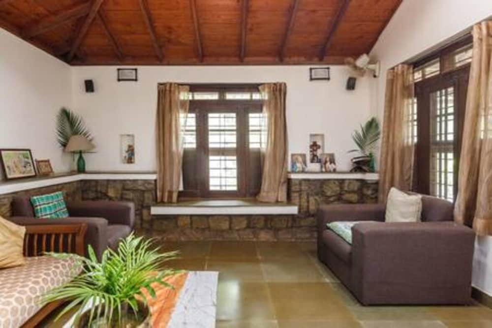 Kerala Style Villa by Stayjade