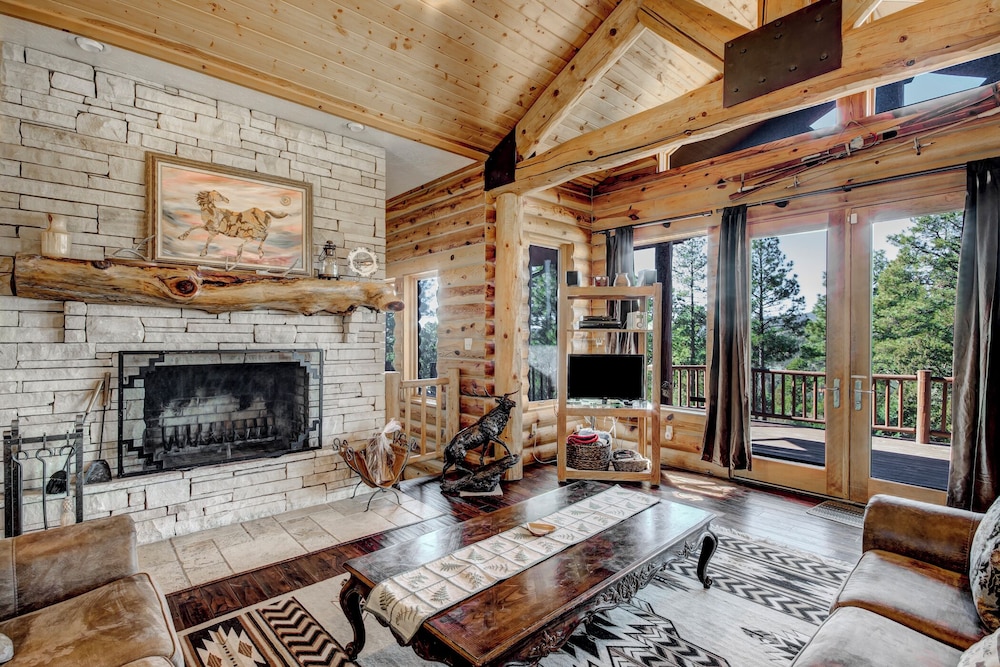 Blue Lake Lodge by Ruidoso Vacation Rentals