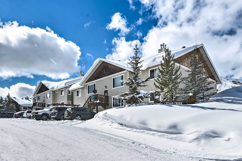 Charming Big Sky Ski Nook < 1 Mile to Ski Resort! view 4
