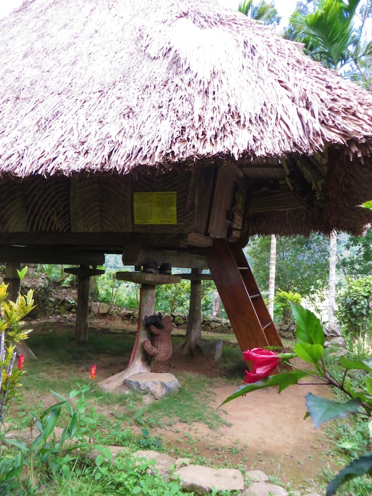 Native Village Inn