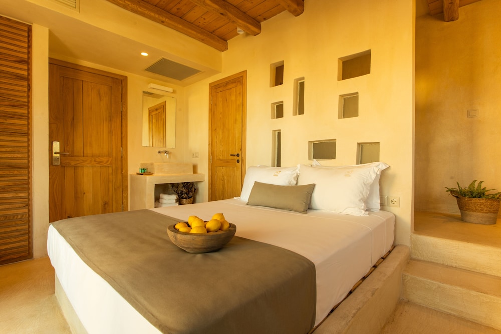 Meli Suites Isle - Adults Only view 3