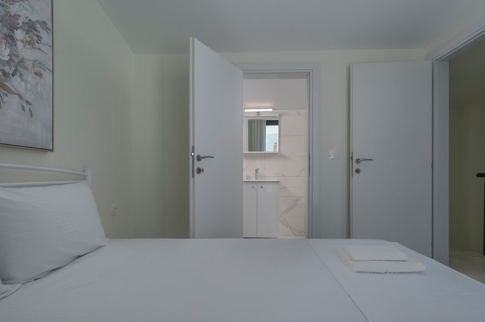 White Pearl Suites Halkidiki