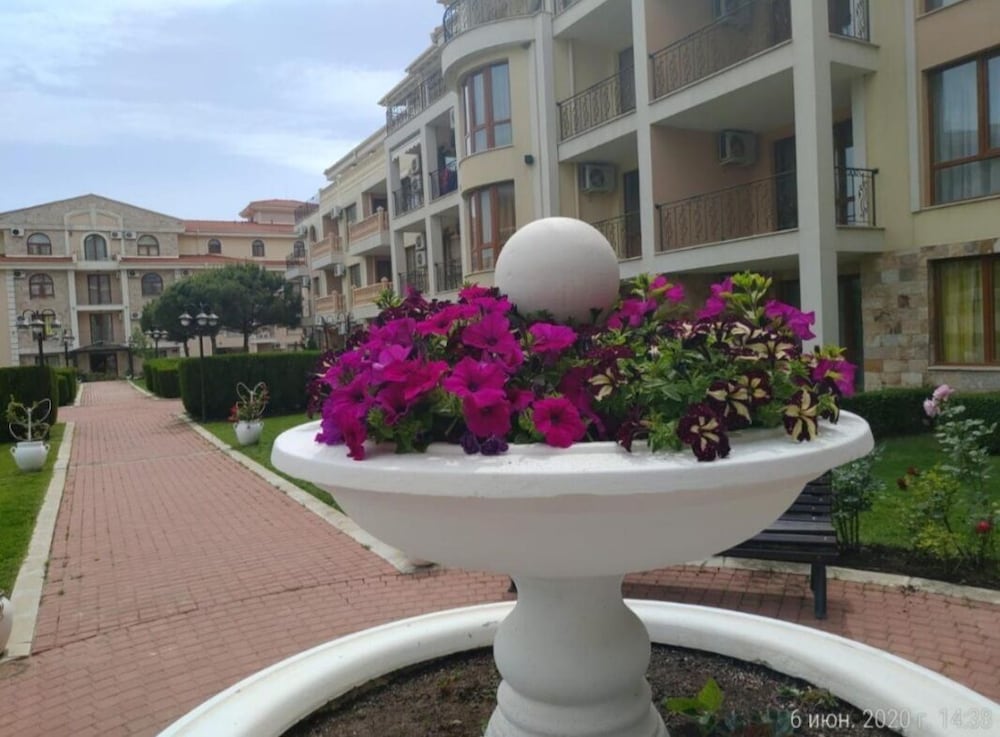 Maisonettes in Royal Bay Residence&SPA 2