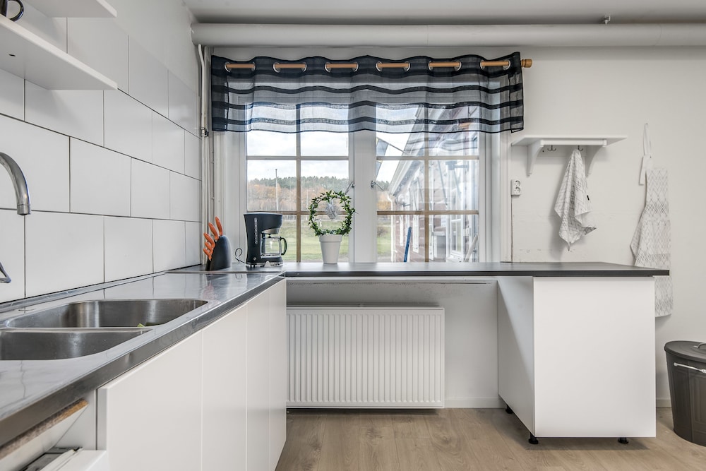 Tallbackens Gård & Vandrarhem - Hostel