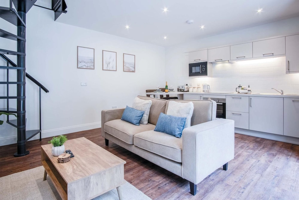 The Carthouse - 1 Bedroom Cottage - Princes Gate