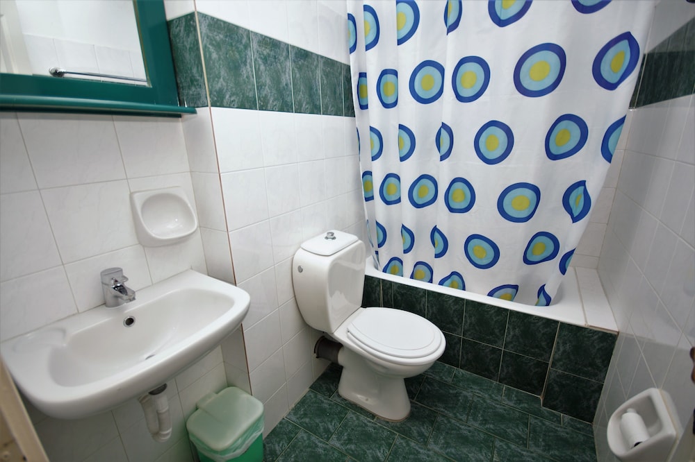 Mathraki Resort