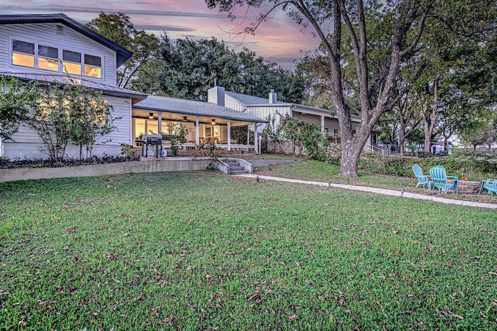 Triple L! Waterfront w/ Private Boat Dock!