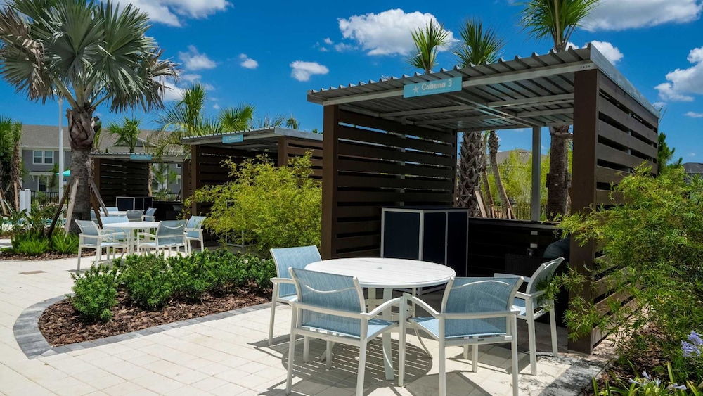 Upstay Family Fun 5BR Retreat w Pool Games Room