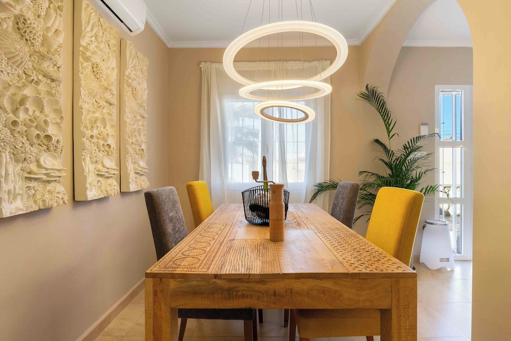 Beautiful and Cozy Villa With Private Pool in Urb, San Luis, El Chaparral, Torre